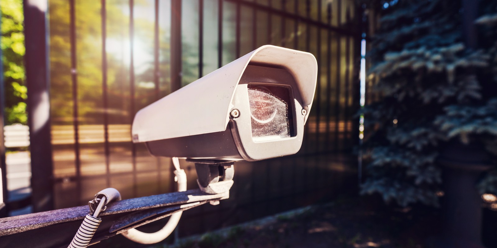 mobilna wieża do&nbsp;monitoringu wynajem